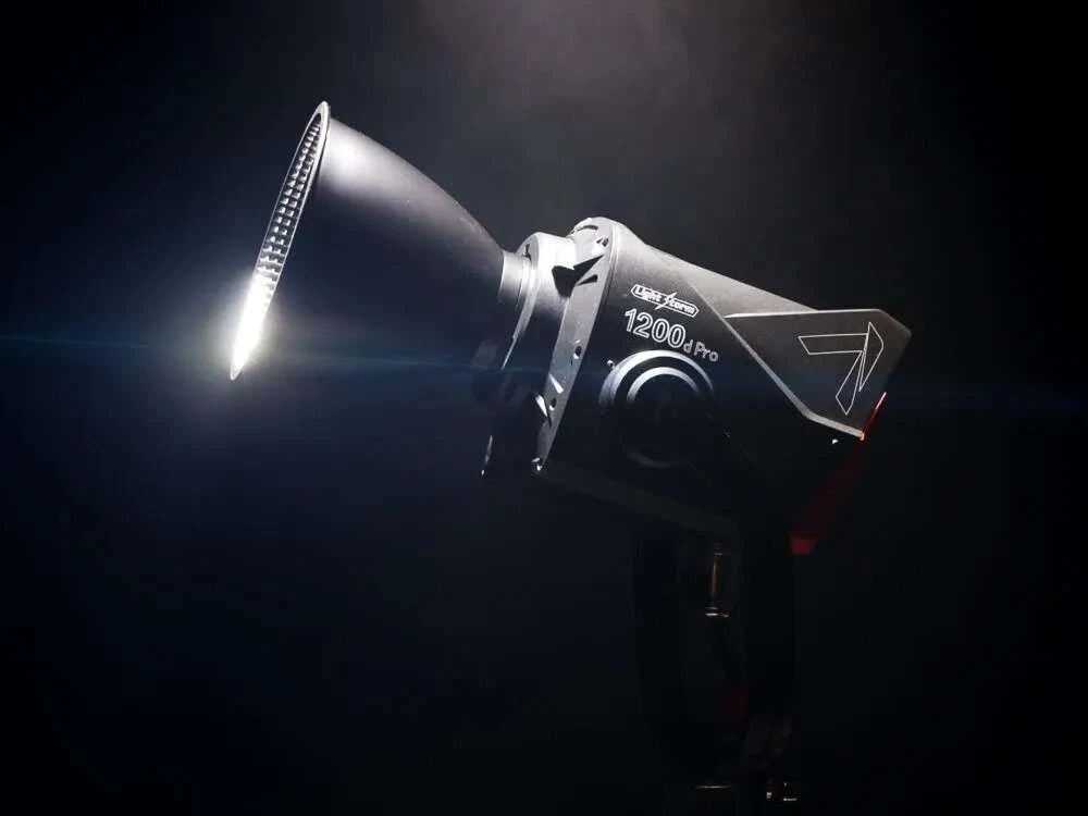 Aputure LS 1200d Pro — matériel disponible chez Haka Rent