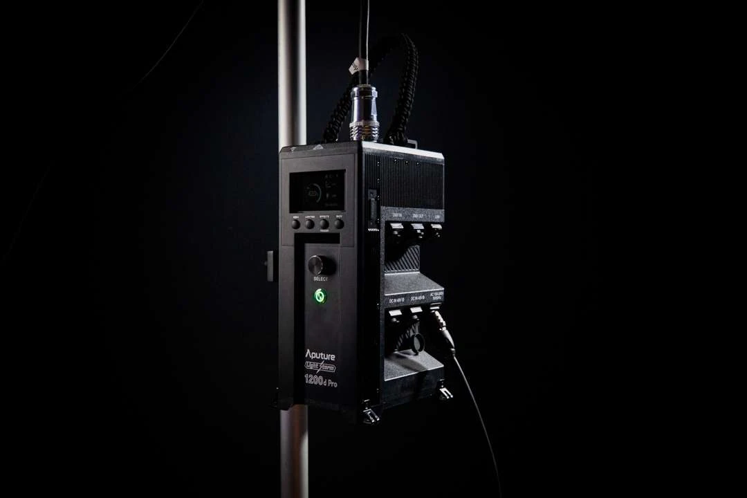 Aputure LS 1200d Pro — vue 3