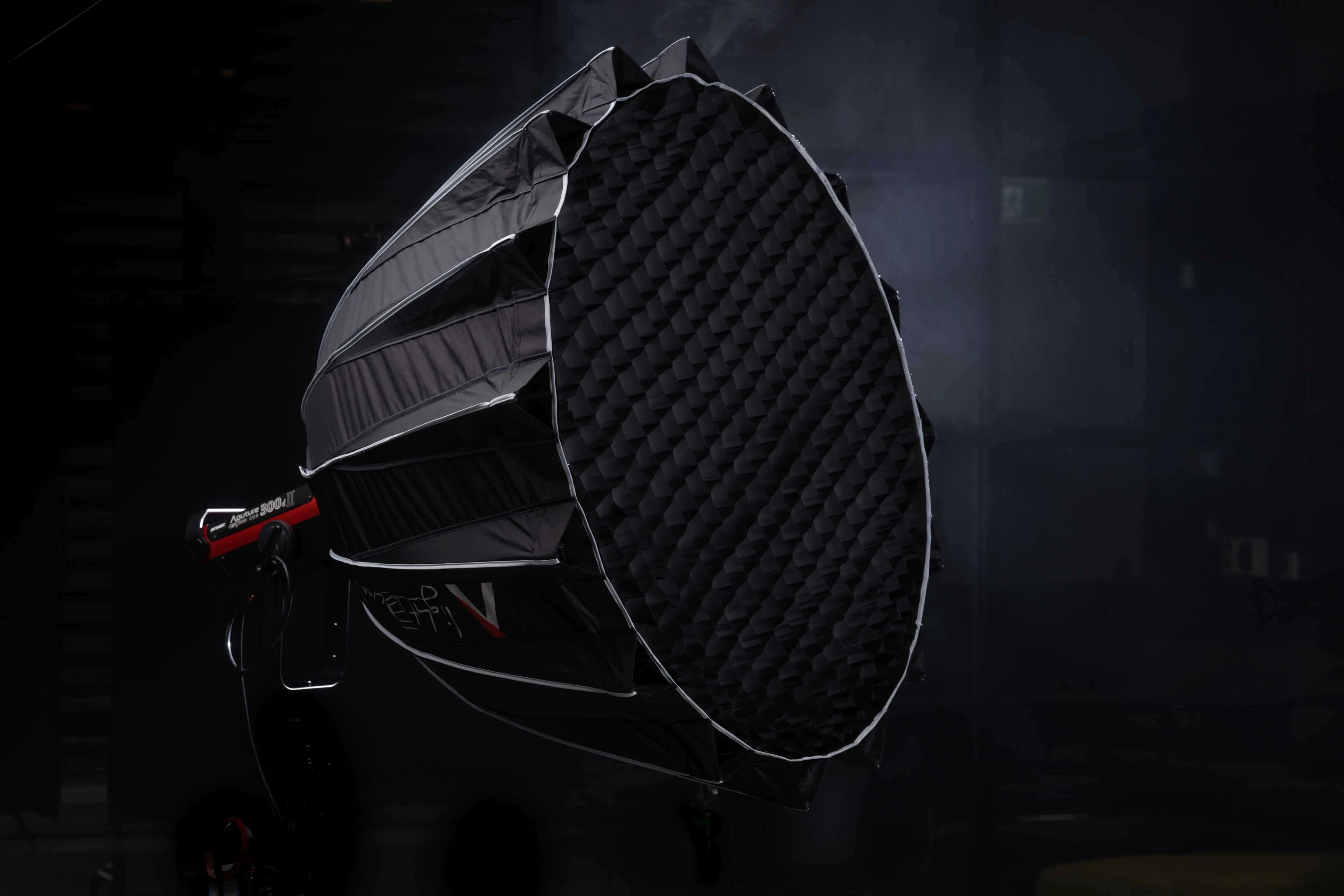 Aputure Softbox Light Dome 2 — matériel disponible chez Haka Rent