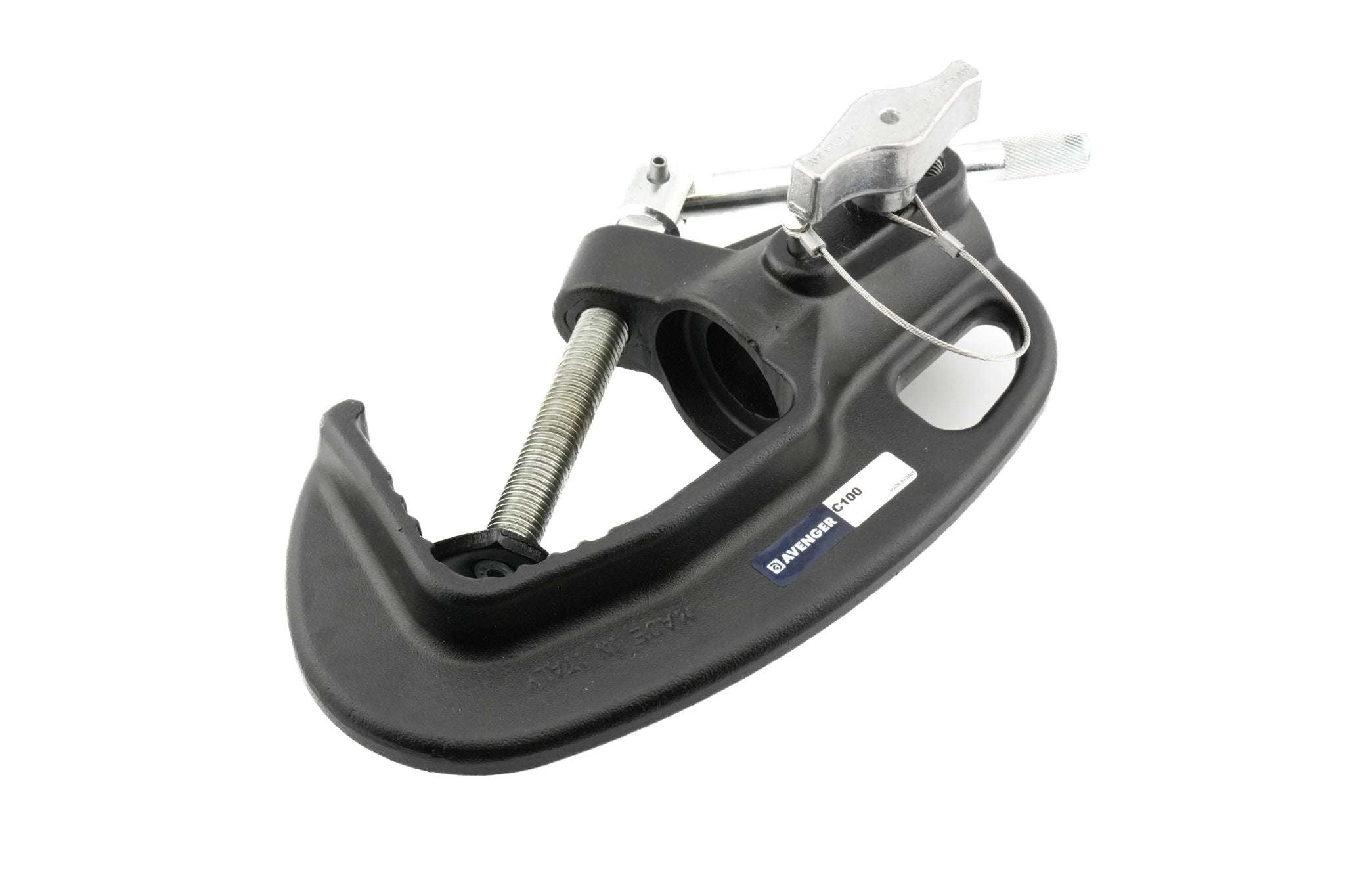 Avenger C100 Junior Pipe Clamp — matériel disponible chez Haka Rent
